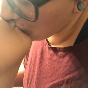 Meet your Posher, Ari